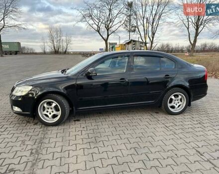 Черный Шкода Октавия, объемом двигателя 1.6 л и пробегом 320 тыс. км за 7300 $, фото 1 на Automoto.ua