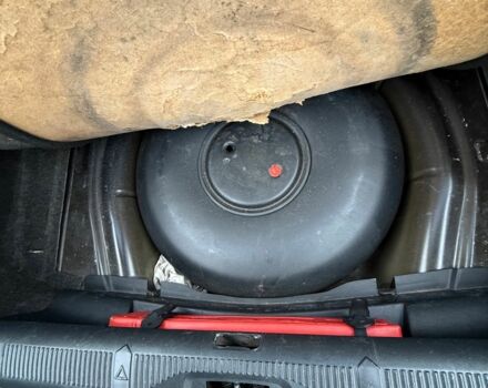 Черный Шкода Октавия, объемом двигателя 1.6 л и пробегом 164 тыс. км за 7500 $, фото 11 на Automoto.ua