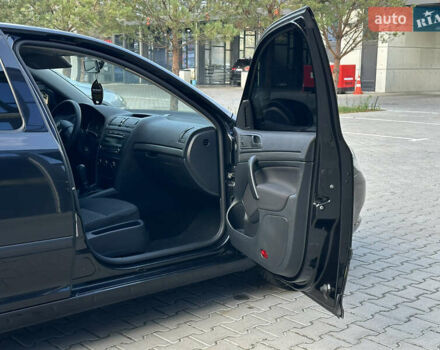 Черный Шкода Октавия, объемом двигателя 1.6 л и пробегом 178 тыс. км за 7800 $, фото 28 на Automoto.ua