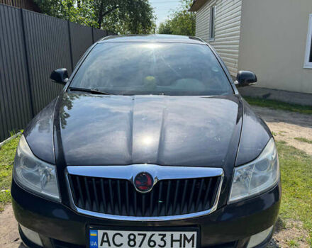 Черный Шкода Октавия, объемом двигателя 1.9 л и пробегом 300 тыс. км за 7999 $, фото 1 на Automoto.ua