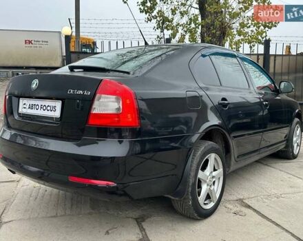 Черный Шкода Октавия, объемом двигателя 1.8 л и пробегом 206 тыс. км за 7490 $, фото 4 на Automoto.ua