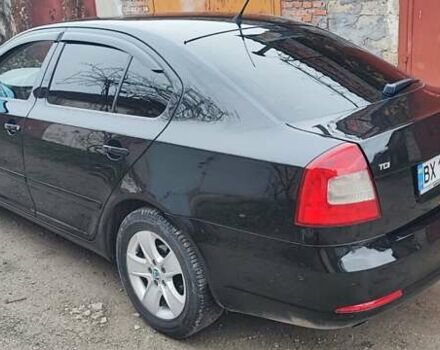 Чорний Шкода Октавія, об'ємом двигуна 1.6 л та пробігом 279 тис. км за 7200 $, фото 4 на Automoto.ua