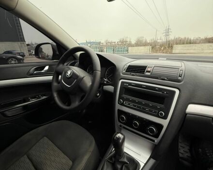 Черный Шкода Октавия, объемом двигателя 1.6 л и пробегом 164 тыс. км за 7500 $, фото 15 на Automoto.ua