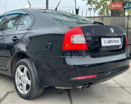 Черный Шкода Октавия, объемом двигателя 1.8 л и пробегом 206 тыс. км за 7490 $, фото 7 на Automoto.ua