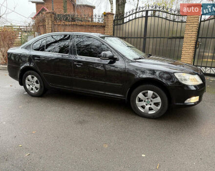 Чорний Шкода Октавія, об'ємом двигуна 2 л та пробігом 210 тис. км за 10490 $, фото 3 на Automoto.ua