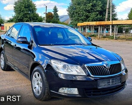 Черный Шкода Октавия, объемом двигателя 1.9 л и пробегом 183 тыс. км за 8600 $, фото 1 на Automoto.ua