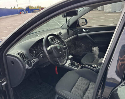 Шкода Октавия 2010 в Полтаве на Automoto.ua Черный Шкода Октавия, объемом двигателя 1.8 л и пробегом 265 тыс. км за 7400 $, фото 9 на Automoto.ua