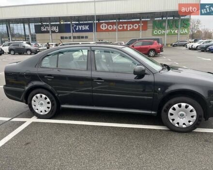Черный Шкода Октавия, объемом двигателя 1.6 л и пробегом 216 тыс. км за 6500 $, фото 2 на Automoto.ua