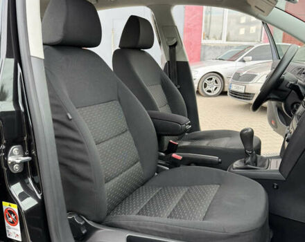 Черный Шкода Октавия, объемом двигателя 1.6 л и пробегом 215 тыс. км за 8499 $, фото 32 на Automoto.ua