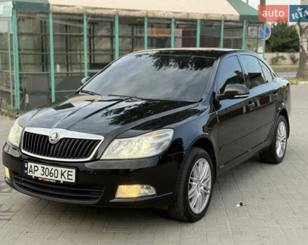 Черный Шкода Октавия, объемом двигателя 1.8 л и пробегом 200 тыс. км за 7600 $, фото 2 на Automoto.ua