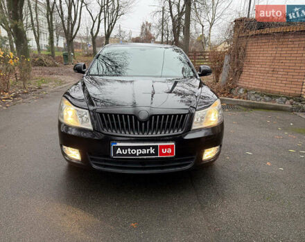 Чорний Шкода Октавія, об'ємом двигуна 2 л та пробігом 210 тис. км за 10490 $, фото 1 на Automoto.ua
