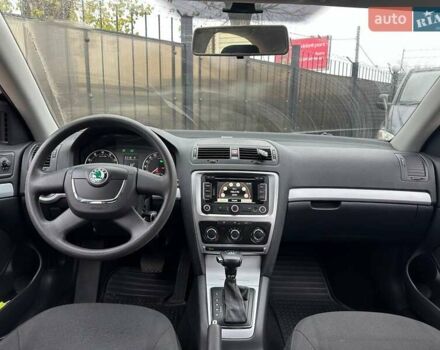 Черный Шкода Октавия, объемом двигателя 1.8 л и пробегом 206 тыс. км за 7490 $, фото 14 на Automoto.ua