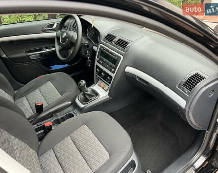 Черный Шкода Октавия, объемом двигателя 1.6 л и пробегом 117 тыс. км за 8999 $, фото 26 на Automoto.ua