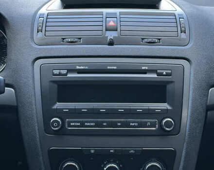 Черный Шкода Октавия, объемом двигателя 1.6 л и пробегом 178 тыс. км за 7800 $, фото 35 на Automoto.ua