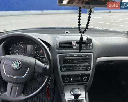 Шкода Октавия 2010 в Полтаве на Automoto.ua Черный Шкода Октавия, объемом двигателя 1.8 л и пробегом 265 тыс. км за 7400 $, фото 10 на Automoto.ua