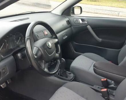 Чорний Шкода Октавія, об'ємом двигуна 1.6 л та пробігом 259 тис. км за 6700 $, фото 9 на Automoto.ua