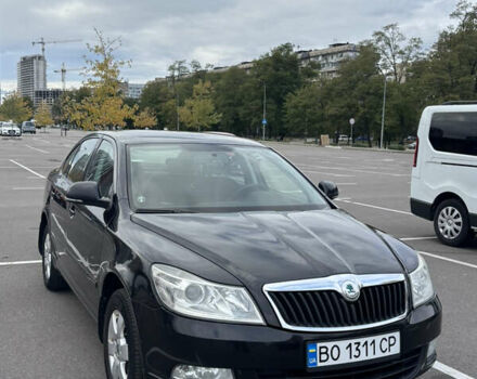 Черный Шкода Октавия, объемом двигателя 1.8 л и пробегом 287 тыс. км за 8700 $, фото 1 на Automoto.ua