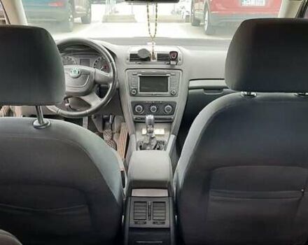 Чорний Шкода Октавія, об'ємом двигуна 1.6 л та пробігом 300 тис. км за 8500 $, фото 1 на Automoto.ua