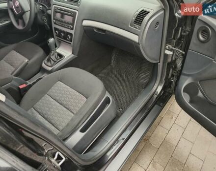 Чорний Шкода Октавія, об'ємом двигуна 1.6 л та пробігом 172 тис. км за 8300 $, фото 12 на Automoto.ua