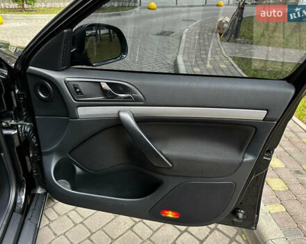 Чорний Шкода Октавія, об'ємом двигуна 1.8 л та пробігом 210 тис. км за 7500 $, фото 39 на Automoto.ua