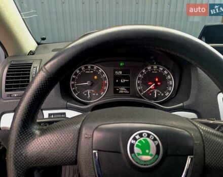 Чорний Шкода Октавія, об'ємом двигуна 1.6 л та пробігом 285 тис. км за 7700 $, фото 4 на Automoto.ua