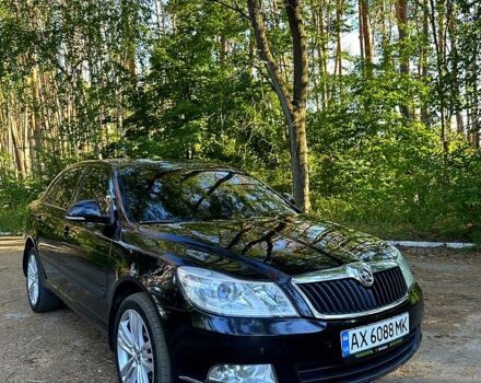 Черный Шкода Октавия, объемом двигателя 1.8 л и пробегом 214 тыс. км за 8800 $, фото 7 на Automoto.ua