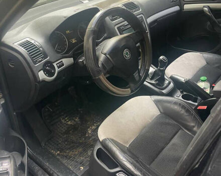 Чорний Шкода Октавія, об'ємом двигуна 1.9 л та пробігом 292 тис. км за 7300 $, фото 3 на Automoto.ua