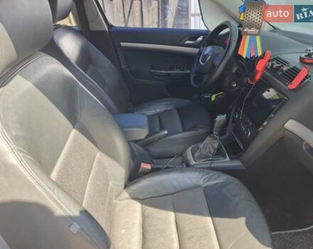 Черный Шкода Октавия, объемом двигателя 1.8 л и пробегом 223 тыс. км за 6500 $, фото 3 на Automoto.ua