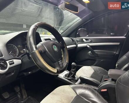 Черный Шкода Октавия, объемом двигателя 1.9 л и пробегом 293 тыс. км за 6800 $, фото 7 на Automoto.ua