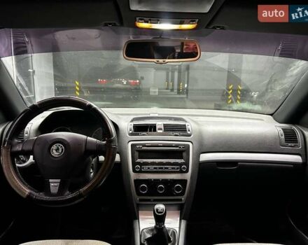 Черный Шкода Октавия, объемом двигателя 1.9 л и пробегом 293 тыс. км за 6800 $, фото 12 на Automoto.ua