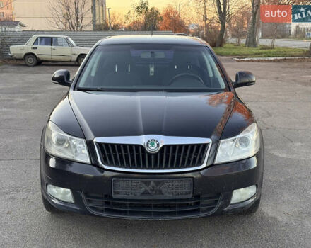 Черный Шкода Октавия, объемом двигателя 0 л и пробегом 270 тыс. км за 6900 $, фото 1 на Automoto.ua