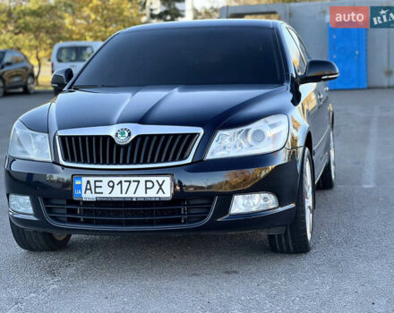 Черный Шкода Октавия, объемом двигателя 1.8 л и пробегом 199 тыс. км за 8200 $, фото 1 на Automoto.ua