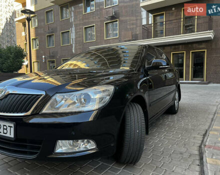 Чорний Шкода Октавія, об'ємом двигуна 1.6 л та пробігом 149 тис. км за 10500 $, фото 4 на Automoto.ua