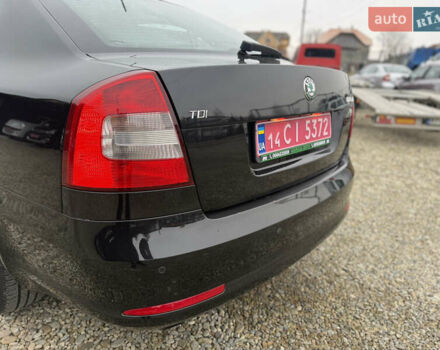 Черный Шкода Октавия, объемом двигателя 1.6 л и пробегом 242 тыс. км за 7250 $, фото 6 на Automoto.ua