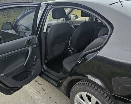 Черный Шкода Октавия, объемом двигателя 1.4 л и пробегом 207 тыс. км за 7500 $, фото 6 на Automoto.ua