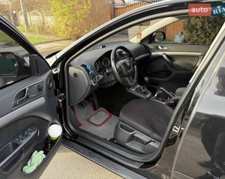 Чорний Шкода Октавія, об'ємом двигуна 1.8 л та пробігом 210 тис. км за 7800 $, фото 8 на Automoto.ua