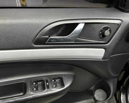 Черный Шкода Октавия, объемом двигателя 1.9 л и пробегом 293 тыс. км за 6800 $, фото 6 на Automoto.ua