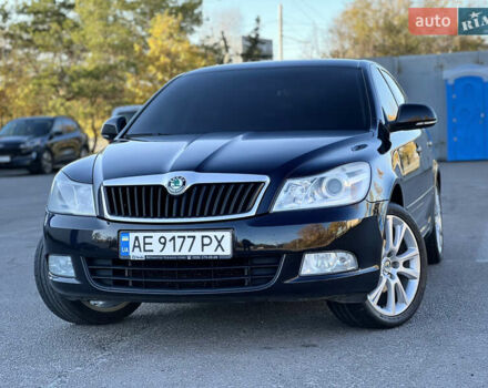 Черный Шкода Октавия, объемом двигателя 1.8 л и пробегом 199 тыс. км за 8200 $, фото 2 на Automoto.ua