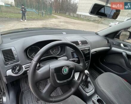 Чорний Шкода Октавія, об'ємом двигуна 1.8 л та пробігом 210 тис. км за 9600 $, фото 9 на Automoto.ua