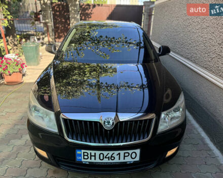 Черный Шкода Октавия, объемом двигателя 1.8 л и пробегом 170 тыс. км за 7900 $, фото 1 на Automoto.ua