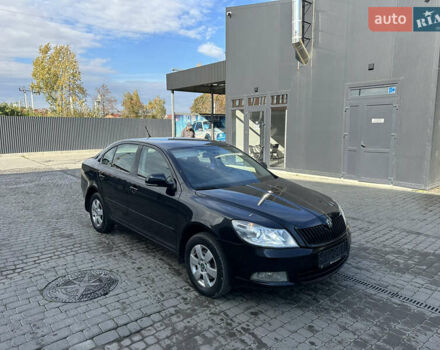 Черный Шкода Октавия, объемом двигателя 2 л и пробегом 239 тыс. км за 7800 $, фото 12 на Automoto.ua