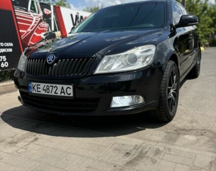 Черный Шкода Октавия, объемом двигателя 2 л и пробегом 260 тыс. км за 8800 $, фото 1 на Automoto.ua