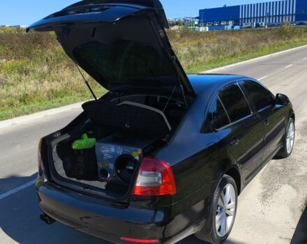 Черный Шкода Октавия, объемом двигателя 1.8 л и пробегом 240 тыс. км за 8100 $, фото 7 на Automoto.ua