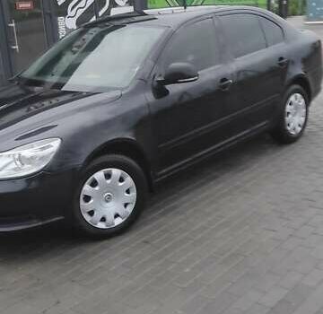 Шкода Октавия 2011 в Ужгороде на Automoto.ua Черный Шкода Октавия, объемом двигателя 1.6 л и пробегом 270 тыс. км за 7200 $, фото 7 на Automoto.ua