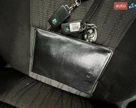 Чорний Шкода Октавія, об'ємом двигуна 1.8 л та пробігом 210 тис. км за 7500 $, фото 45 на Automoto.ua