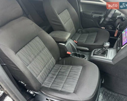 Черный Шкода Октавия, объемом двигателя 1.8 л и пробегом 170 тыс. км за 7900 $, фото 24 на Automoto.ua