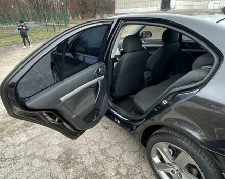 Чорний Шкода Октавія, об'ємом двигуна 1.8 л та пробігом 210 тис. км за 9600 $, фото 10 на Automoto.ua