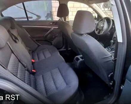 Черный Шкода Октавия, объемом двигателя 1.2 л и пробегом 198 тыс. км за 6500 $, фото 2 на Automoto.ua