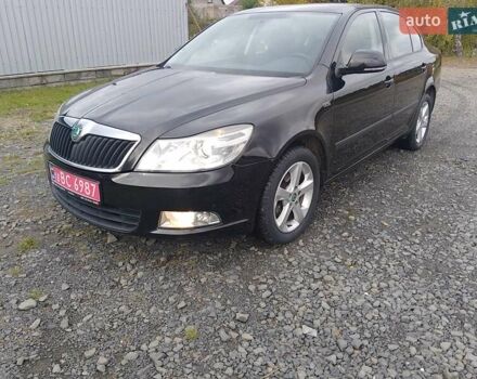 Черный Шкода Октавия, объемом двигателя 1.8 л и пробегом 250 тыс. км за 7800 $, фото 2 на Automoto.ua