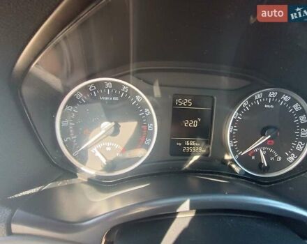 Чорний Шкода Октавія, об'ємом двигуна 1.6 л та пробігом 235 тис. км за 6900 $, фото 5 на Automoto.ua